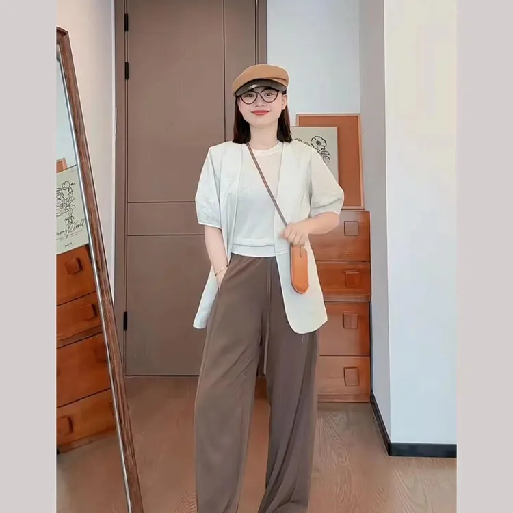 张小某梨形显瘦定制千金清冷感贵系衣服夏季短袖西装外套W0379