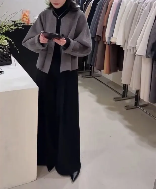 新款宽松小个子外套时尚直筒裤女装