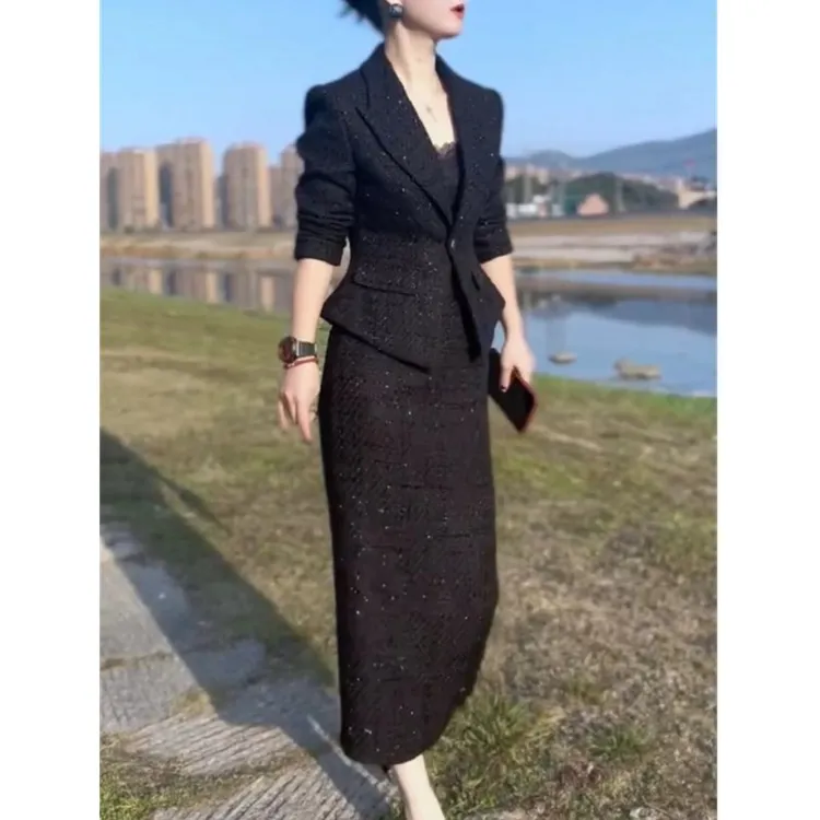春季新款时尚翻领收腰西服外套高腰半身裙套装