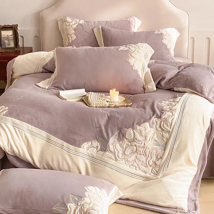 秋冬季保暖双面牛奶绒床单四件套花卉刺绣加绒被套珊瑚绒床上用品