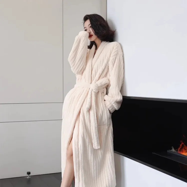 维多利亚潮牌高档珊瑚绒睡衣女春秋加厚保暖长款性感网红风毛绒睡