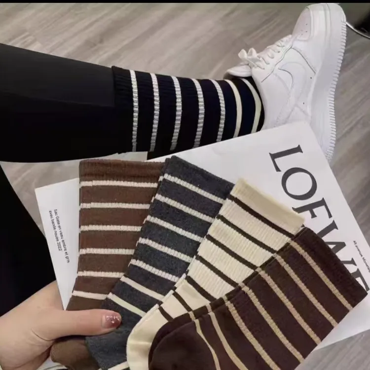 爆款推荐百搭日系条纹女士新款5双装长筒潮袜