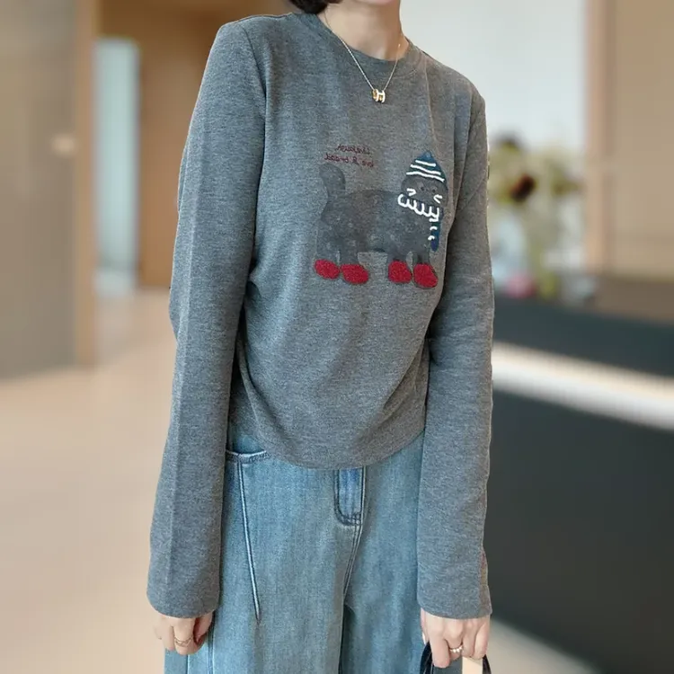 设计感趣味买米字母磨毛长袖T恤女秋冬新款收腰褶皱圆领打底上衣