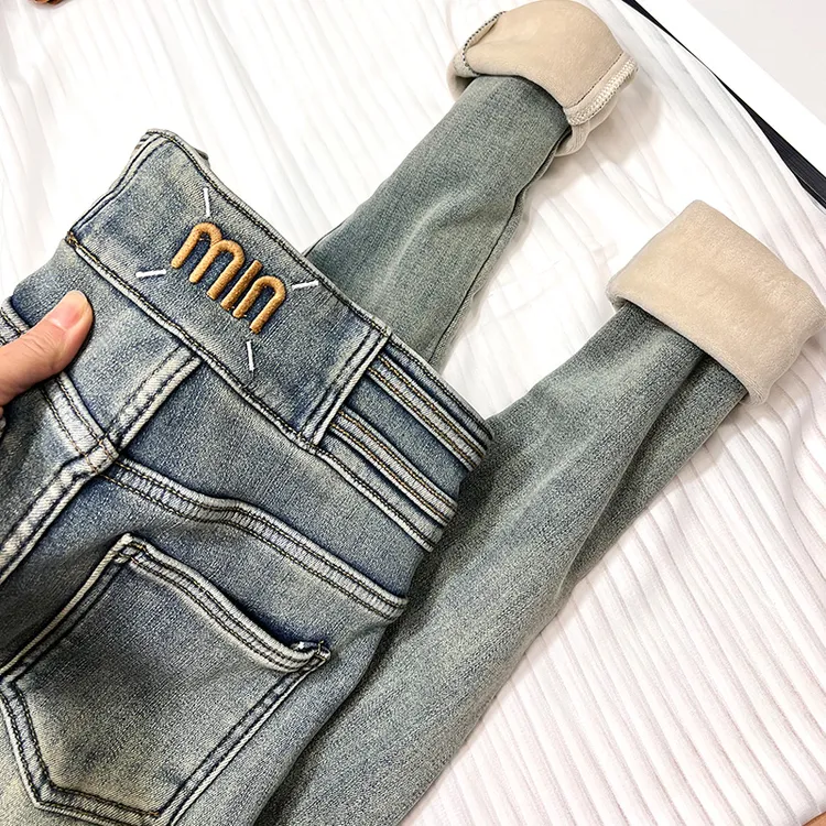 一条过冬！加绒加厚牛仔裤女冬季2025新款高腰显瘦弹力紧身小脚裤