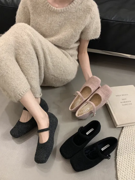 毛呢鞋高级感灰色加绒单鞋保暖棉鞋女鞋子法式秋冬季玛丽珍毛毛鞋