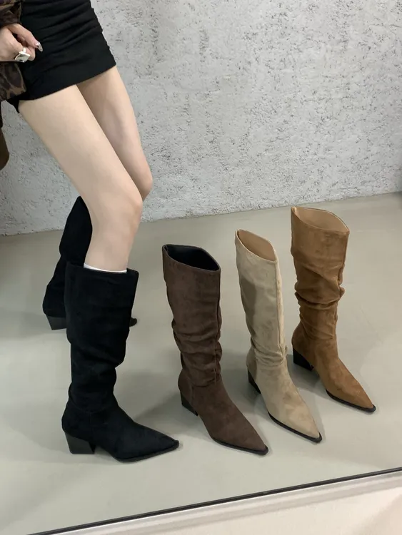 尖头高跟卡其色堆堆靴长靴女鞋2025新款春秋冬季瘦瘦长筒骑士靴子