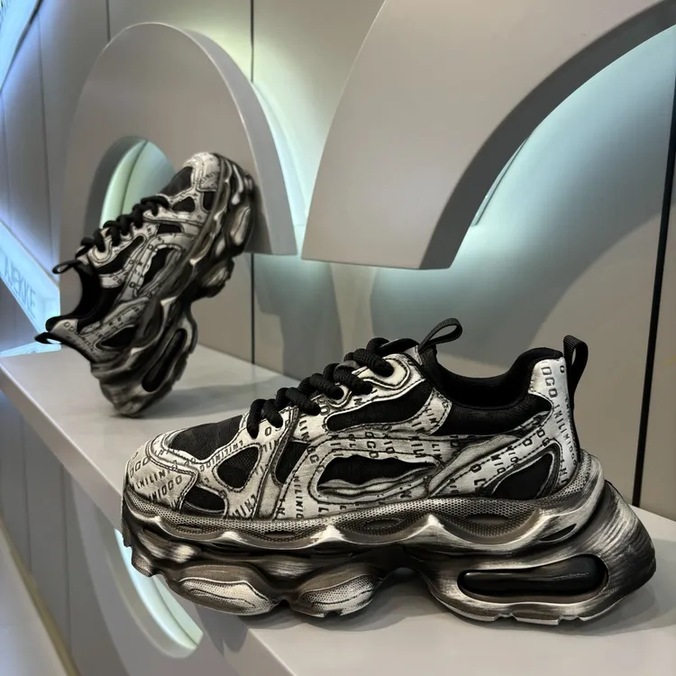 高品质秋新款增高休闲鞋复古擦色潮流厚底百搭潮流男鞋舒适老爹鞋