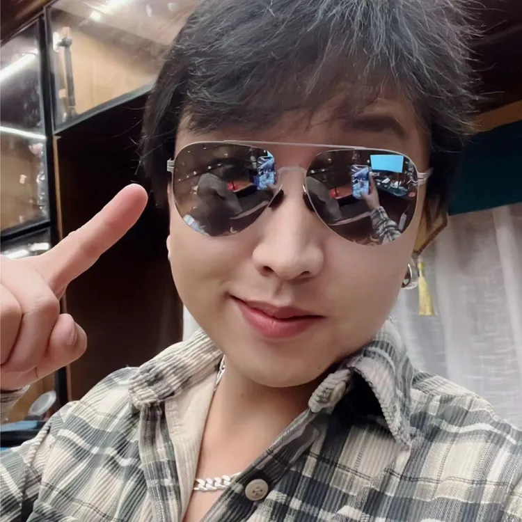 无螺丝防压墨镜潮流