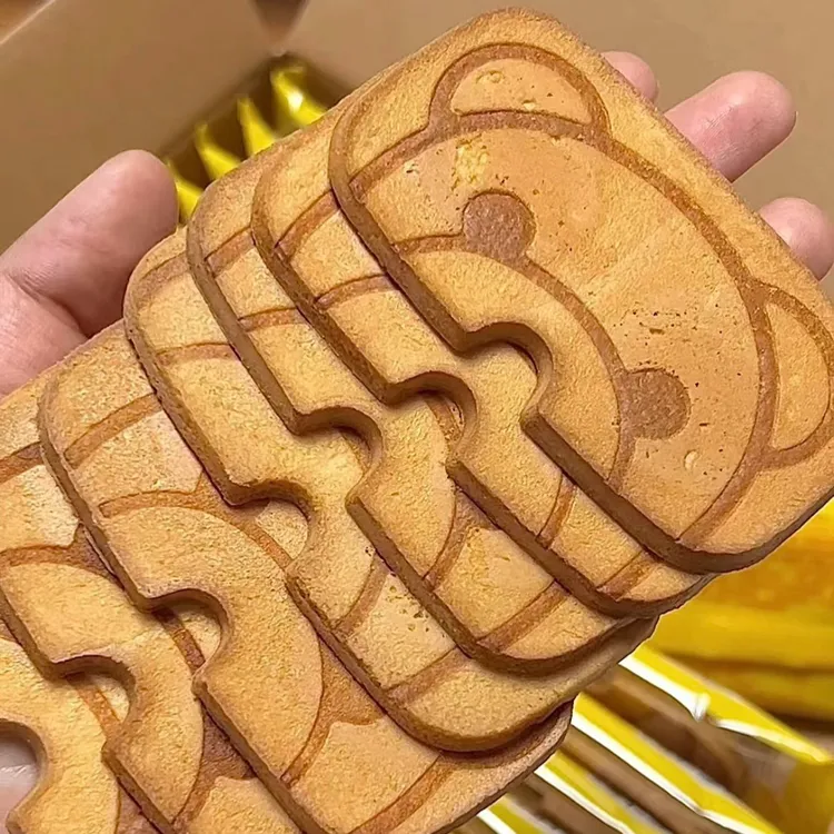 卡宾熊大凹煎饼饼干独立包装香脆零食饼干美味办公室零食散装