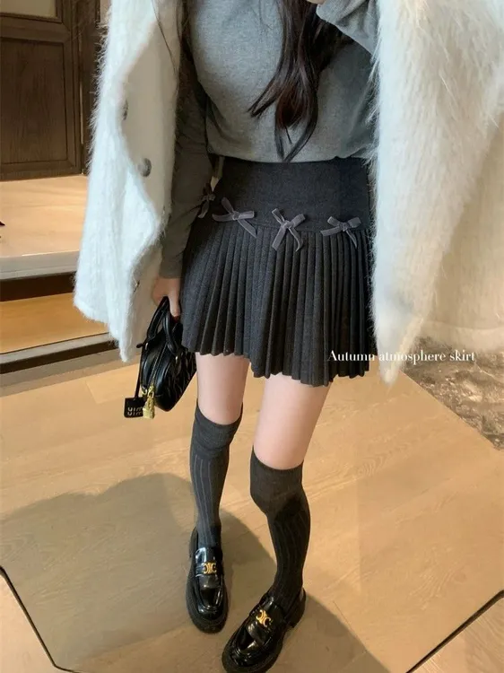 高腰显瘦半身裙女春季新款洋气时尚百搭学院风蝴蝶结百褶裙短裙子
