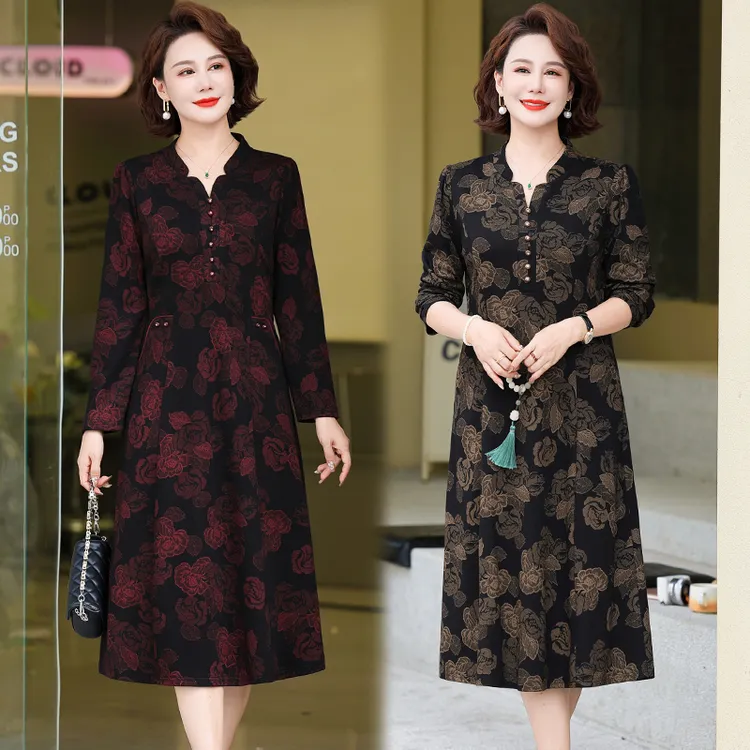 中老年妈妈秋装气质长袖连衣裙2024新款中年女士碎花洋气时尚裙子