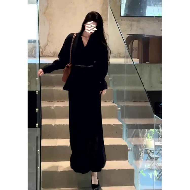 2025秋季新款女法式慵懒风翻领收腰毛衣外套高腰显瘦针织半身裙