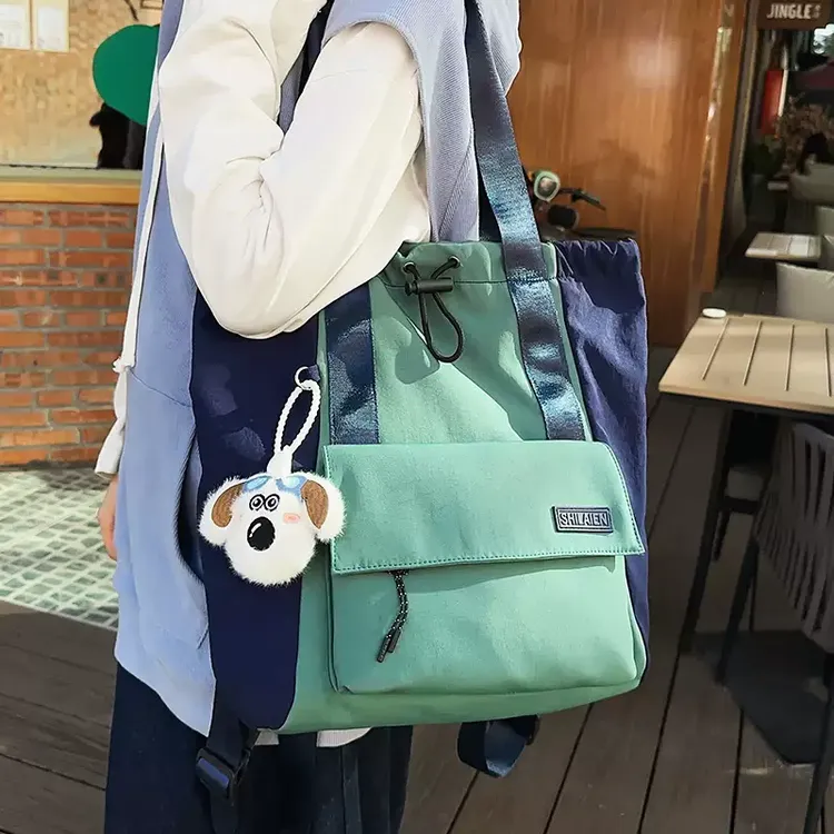 多功能休闲登山包2024冬季新款时尚便携大容量旅行包潮流百搭女包