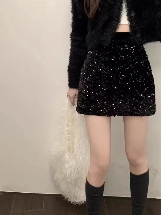 杨杨家设计感网红亮片半身裙女新款秋冬纯欲风气质显瘦A字短裙子