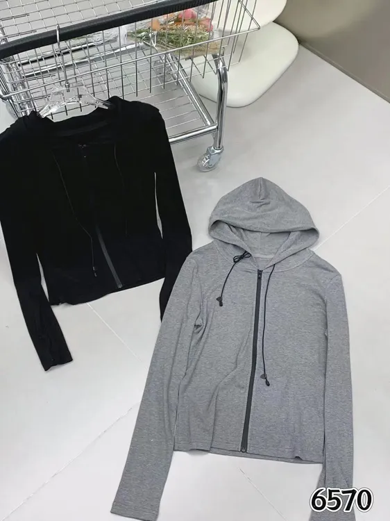 moxie连帽修身款带拉链卫衣