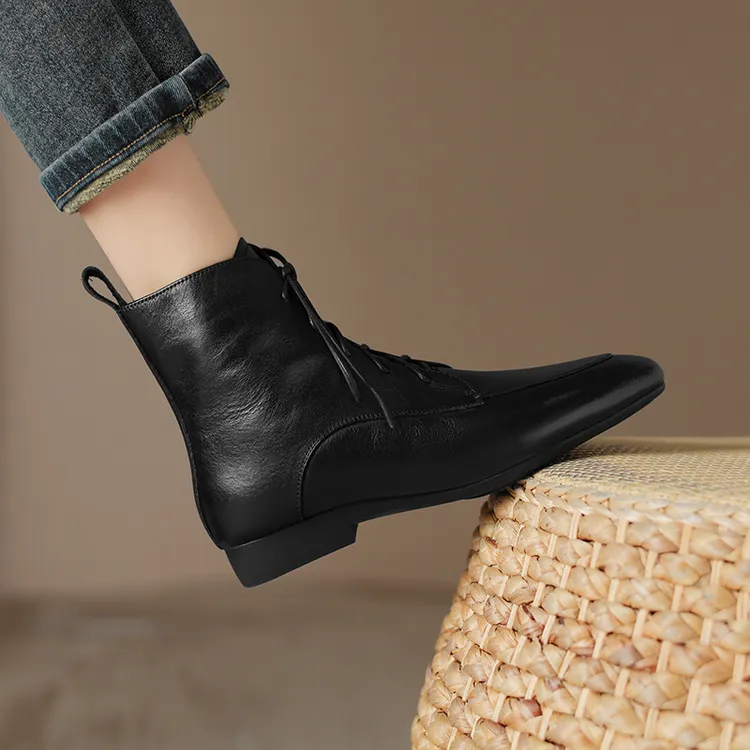 百搭牛皮英伦风尖头系带短靴女秋冬新款时尚粗跟复古及踝靴平底