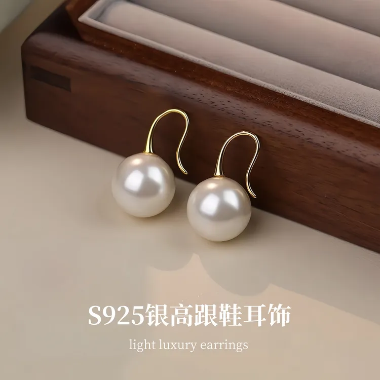 925银耳饰 纯银施家小灯泡珍珠耳环女高级感高跟鞋款耳钉轻奢耳钩