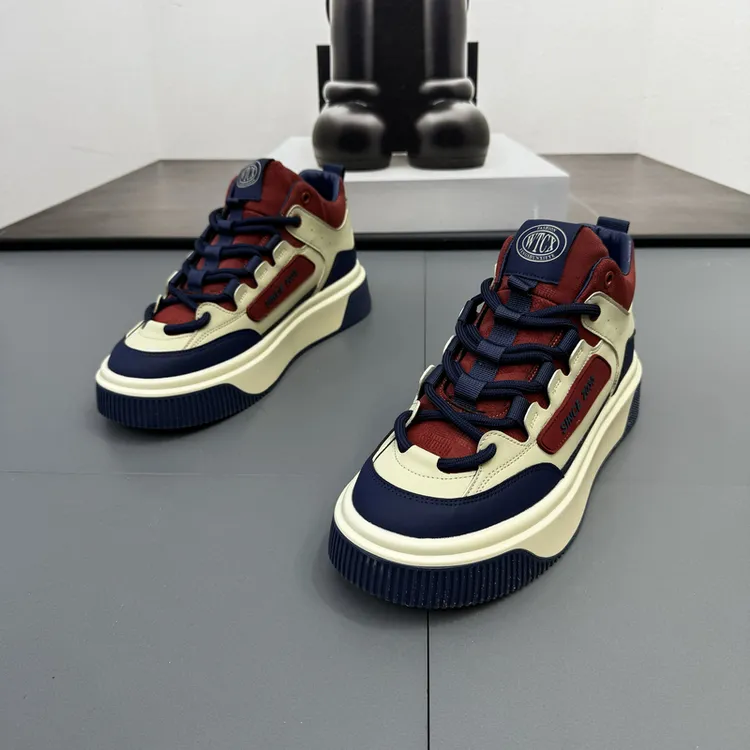 高帮男鞋2024秋季新款皮面时尚运动休闲鞋男系带百搭厚底增高板鞋
