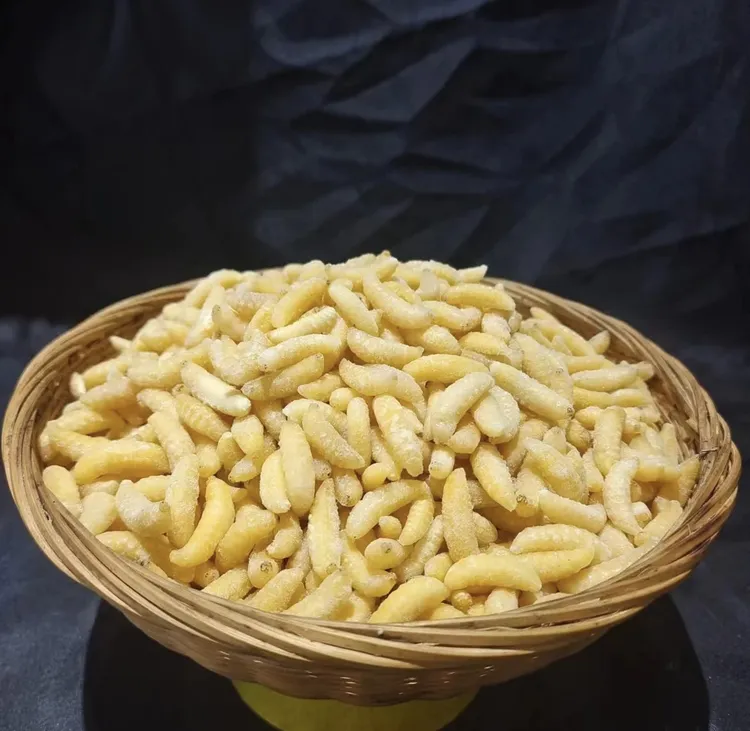 一级鲜活黄脚树蜂冰冻蜂蛹七里葫芦蜂马蜂窝