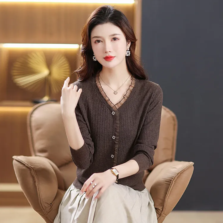 早春针织打底衫时尚洋气长袖上衣秋装2024年新款女装V领薄款毛衣