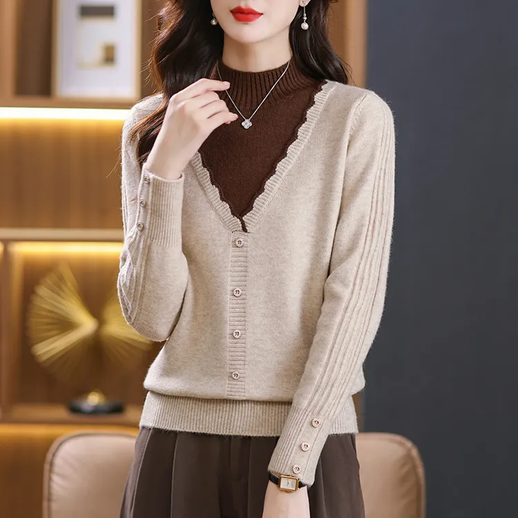 冬季加厚款半高领针织衫假两件上衣女新款内搭拼色洋气毛衣打底衫