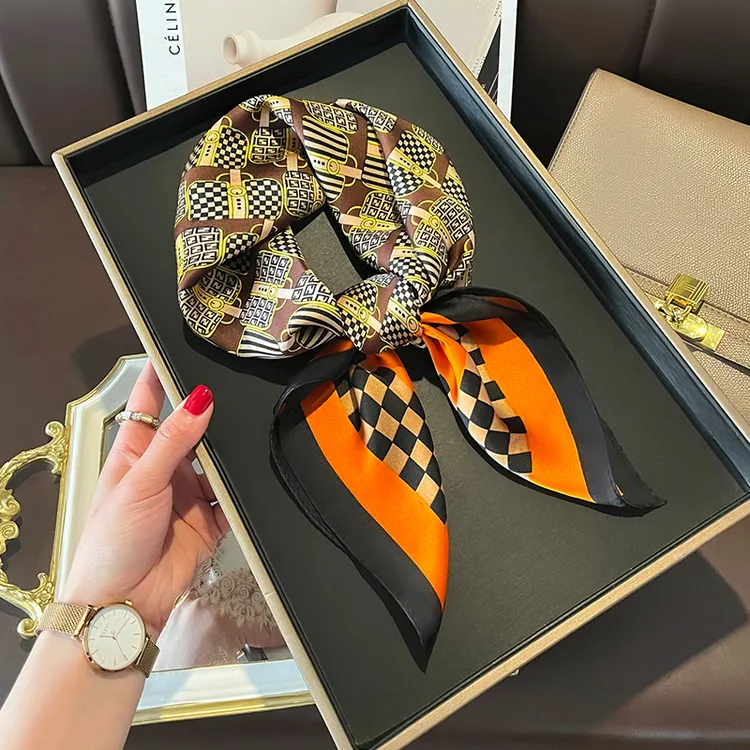 时尚拼色小方巾丝巾女春秋搭配衬衫职业装护颈围脖子薄纱巾70x70