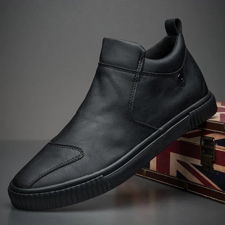 2025年新款春秋高帮皮鞋男休闲一脚蹬男士套脚透气马丁靴软底板鞋