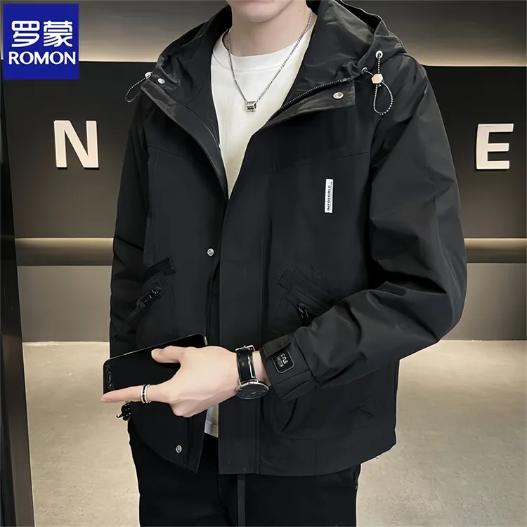 Romon/罗蒙春秋款冲锋衣外套男士秋季新款潮牌青年百搭连帽夹克男
