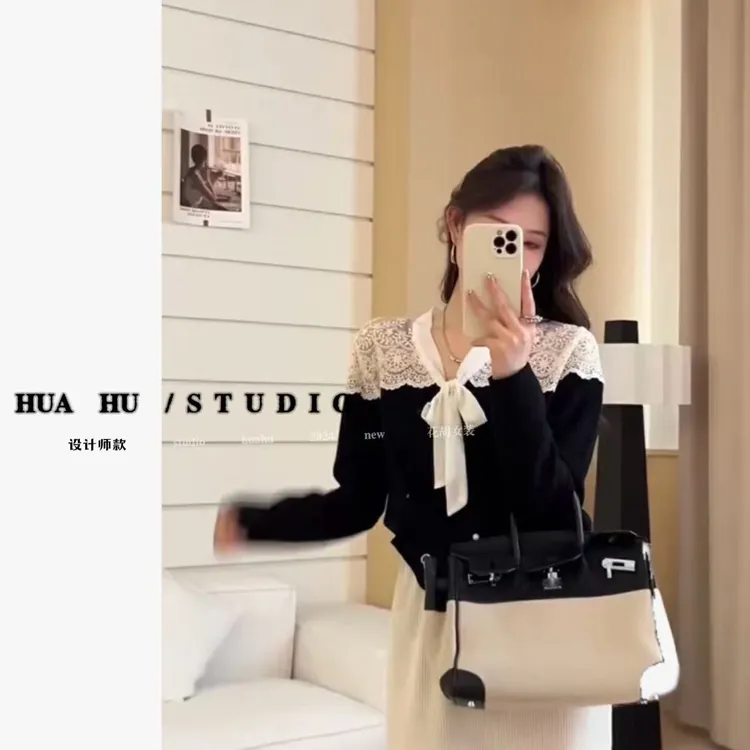 【HUA ·HU】 法式小香蕾丝拼接丝绒蝴蝶结上衣