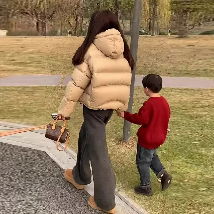 卡其色泡芙龟背短款羽绒服女2024冬新款加厚白鸭绒连帽面包服外套