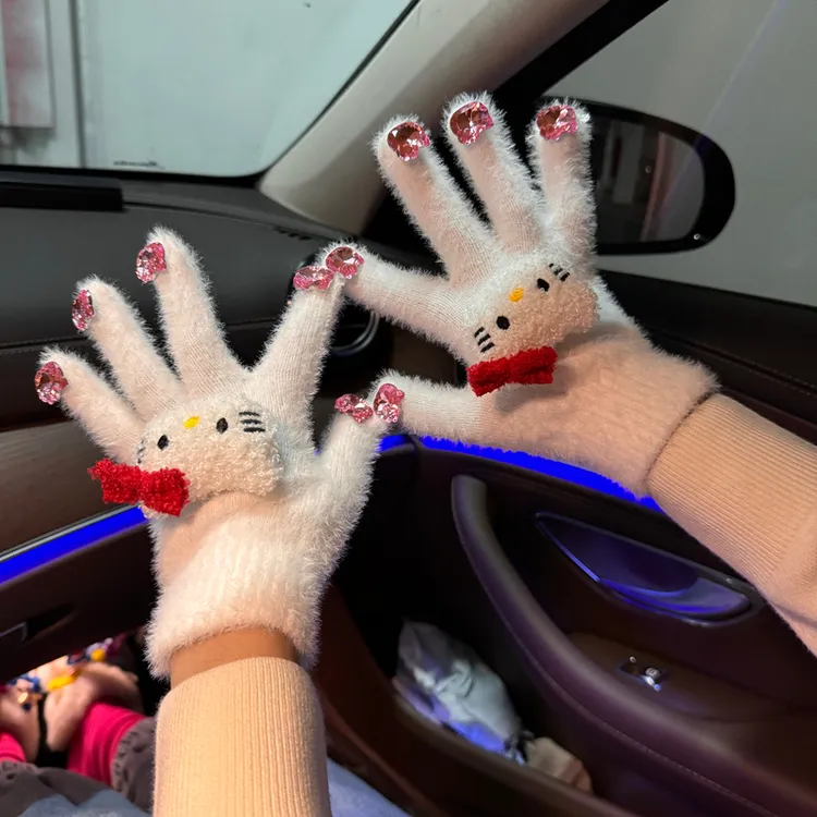 冬季加厚毛绒凯蒂猫钻钻自带美甲头花饰品2025新款高端爆款