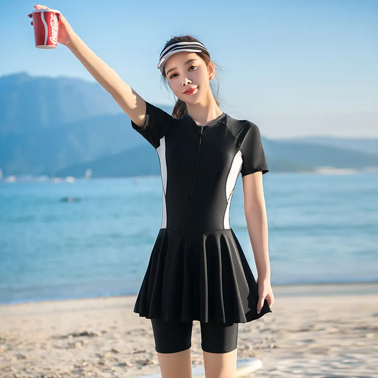8860泳衣女女款大码感式保守遮肚显瘦速干泡温泉温泉专业泳衣
