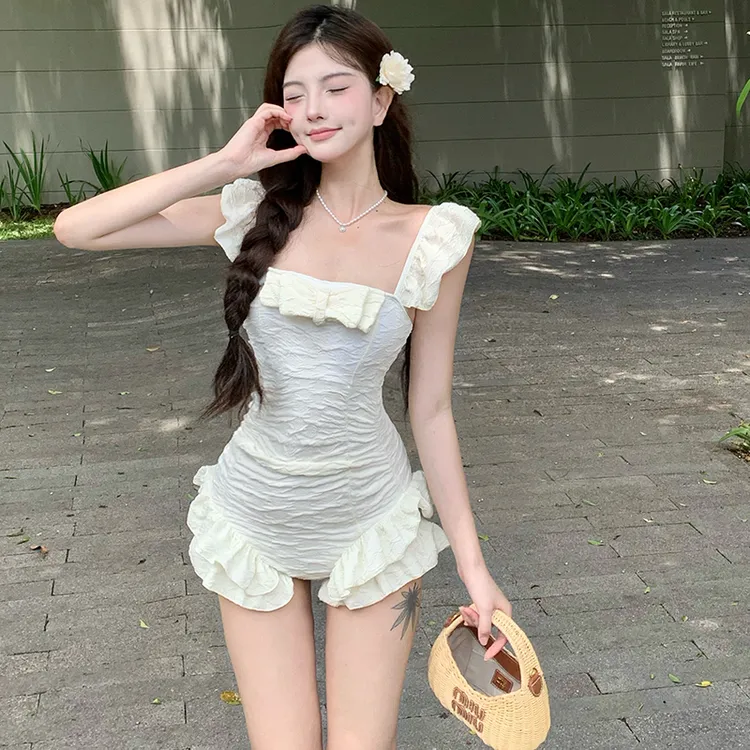 OMOM【奶油泡芙】新款性感连体遮肚显瘦熨纹聚拢温泉度假泳衣5034