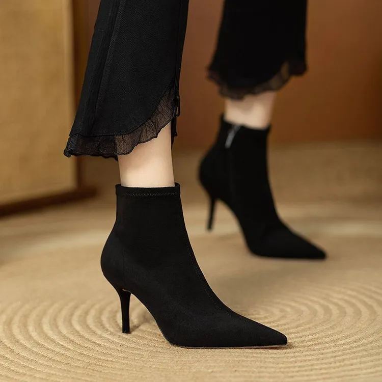 欧洲站短靴女秋冬新款2024侧拉链细跟高跟鞋加绒尖头瘦瘦脚踝短靴