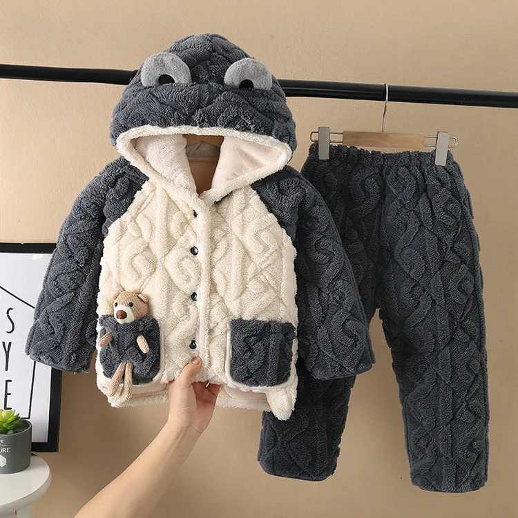 冬季儿童法兰绒睡衣男童男孩加厚款夹棉套装女童宝宝珊瑚绒家居服