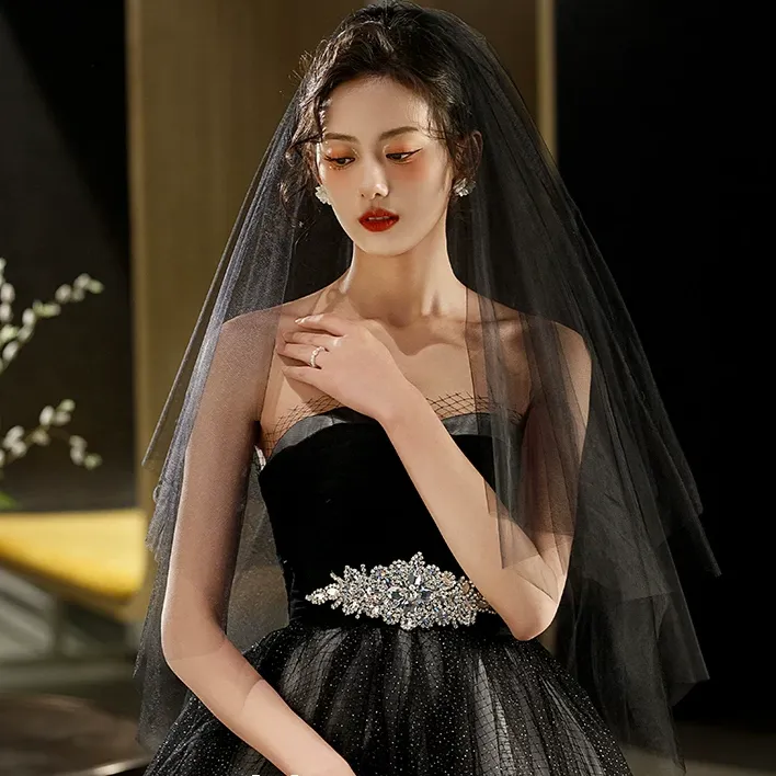 万圣节黑色森系拍照写真宴会复古简约轻奢神秘新娘带发梳头纱小众