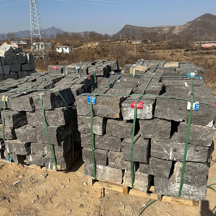 景区砌墙石天然花岗岩青石块石垒墙石民宿挡土墙石材古城建筑