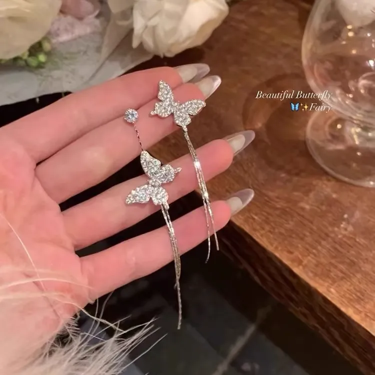 铜合金合成锆石耳饰 气质不对称蝴蝶流苏耳环女轻奢精致耳钉耳饰