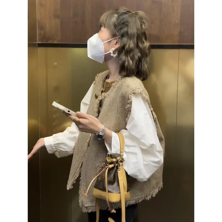 法式小香风双排扣流苏马甲女2024春秋季新款无袖坎肩毛边马夹外套