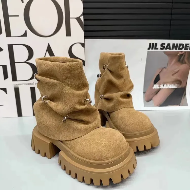 英伦风马丁靴女2024新款轻便薄款增高复古百搭时尚女短靴薄荷曼波