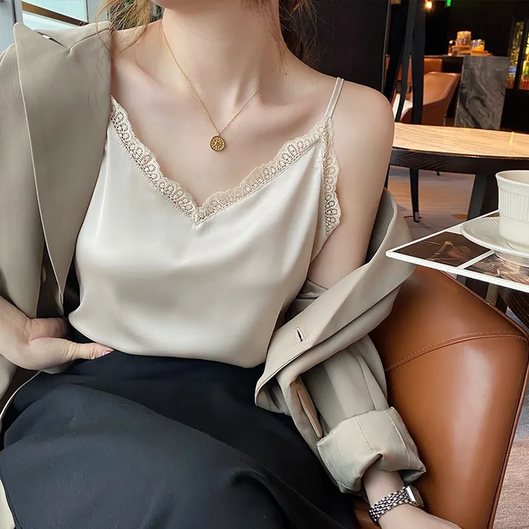 蕾丝背心吊带女夏季打底宽松大码女款性感美背内搭冰丝女装小上衣