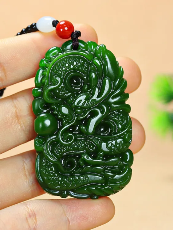 新款游龙吊坠男女款碧绿色十二生肖龙挂件游龙戏珠项链坠毛衣链坠