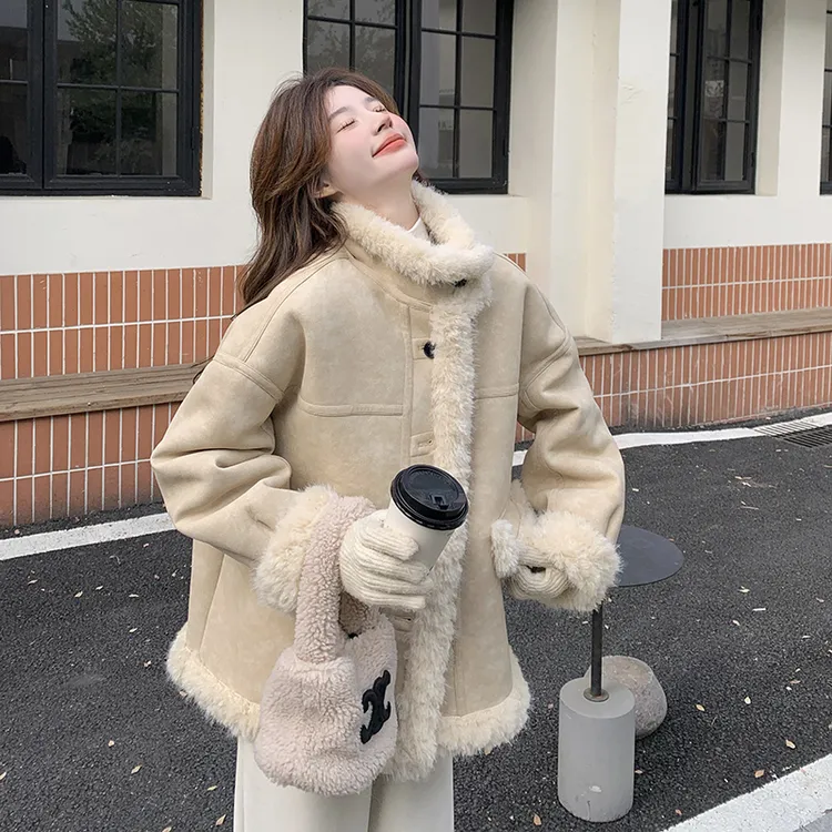 浅卡其色单排扣氛围感麂皮绒复合毛绒外套女2024秋冬新款皮毛一体