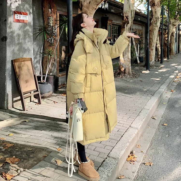 黄色韩版宽松显瘦小清新连帽羽绒服女2024冬季新款长款保暖面包服