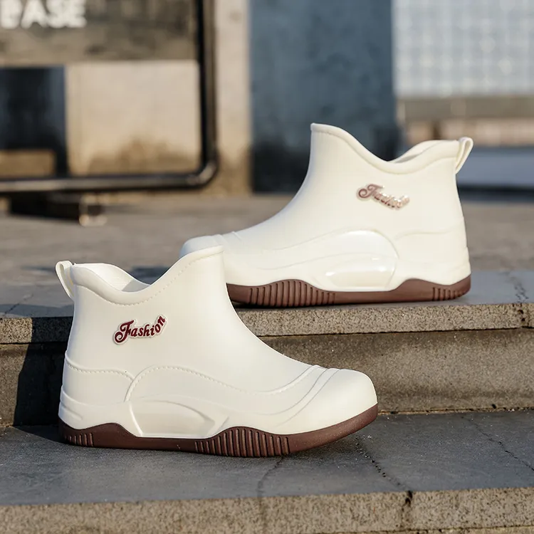 女式雨鞋短筒雨靴外穿防水甜美保暖水鞋胶鞋厨房防滑洗车工作耐磨