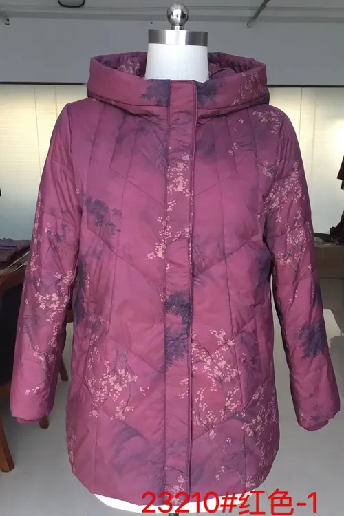 中老年羽绒服女妈妈装2024冬新款洋气短款奶奶装加厚90白鸭绒外套