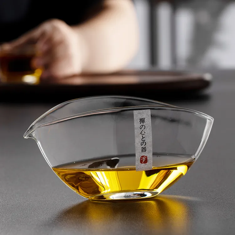 扁舟玻璃公道杯日式高档分茶器个性简约高透款家用茶道配件