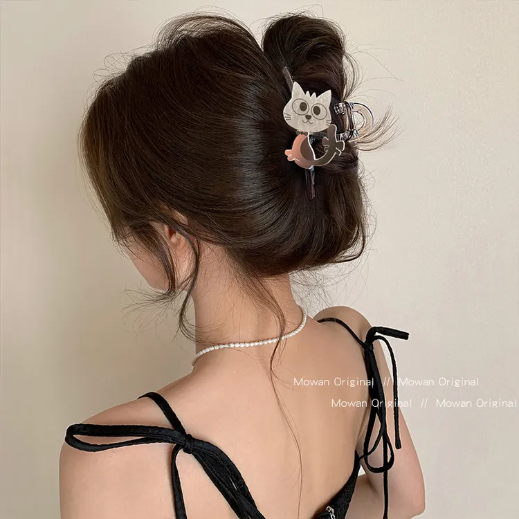 可爱猫咪抓夹女高级感2024新款发夹后脑勺夏天大号发量多鲨鱼夹子