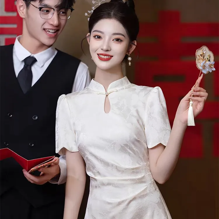 香槟色旗袍敬酒服新娘新中式订婚礼服领证登记连衣裙结婚回门便装
