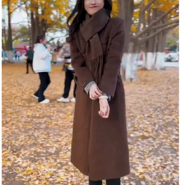 2024冬季新款时尚女装网红高级感休闲爆款中长款咖色大衣叶子